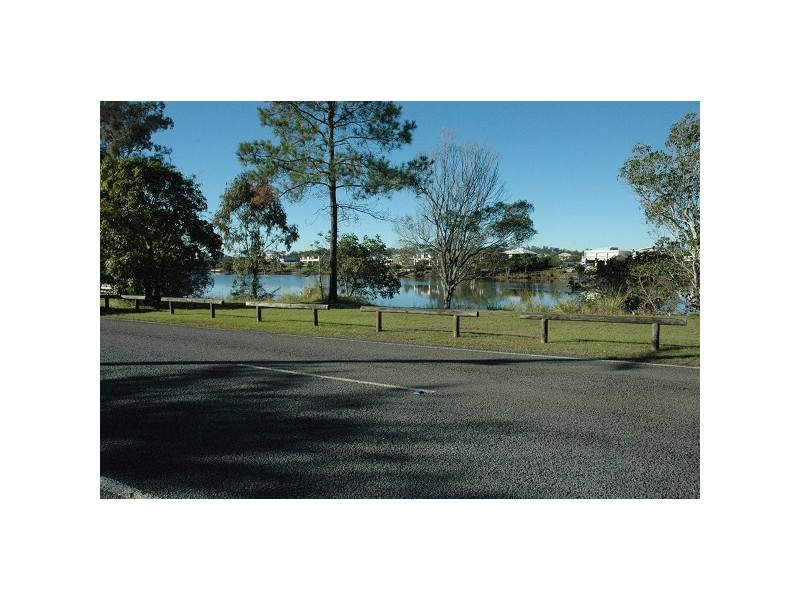 42 Esplanade, Coomera QLD 4209