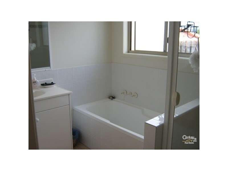 13 Inwood Circuit, Merrimac QLD 4226