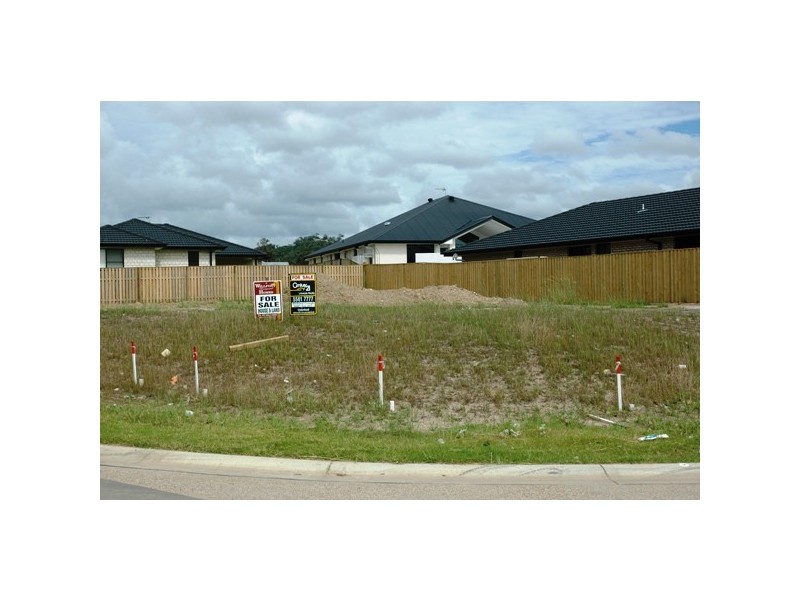 45 Kingsford Dr The Landings, Upper Coomera QLD 4209