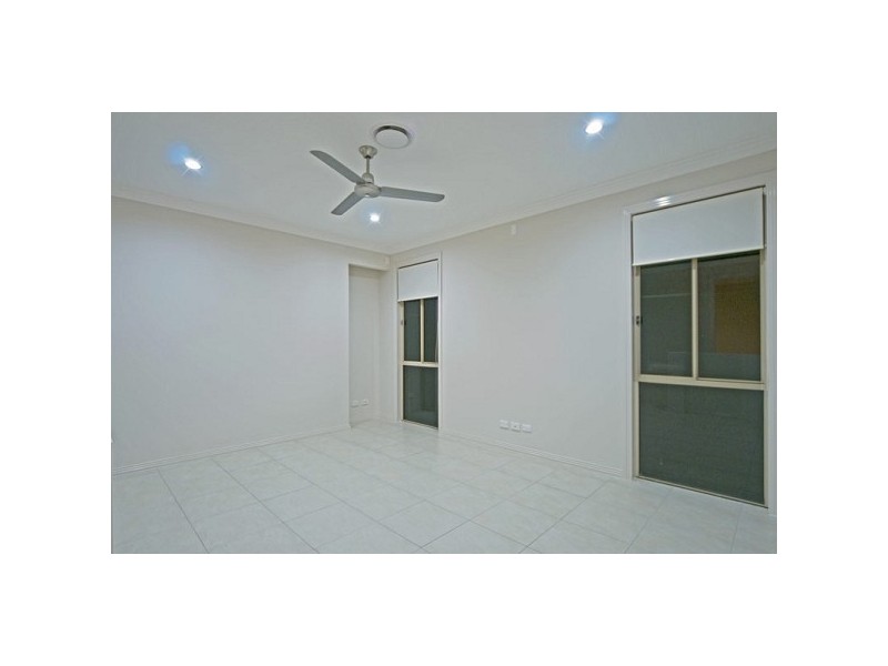 7409 Ellensbrook Drive, Hope Island QLD 4212