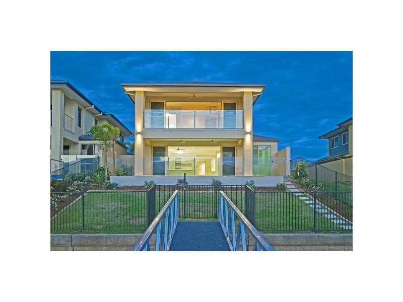 7409 Ellensbrook Drive, Hope Island QLD 4212
