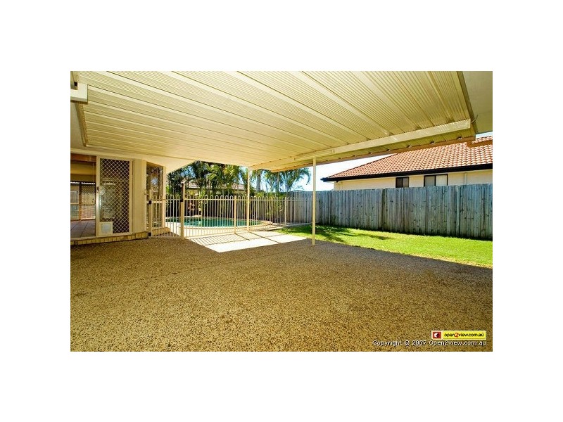 6 Blueash Crescent, Oxenford QLD 4210