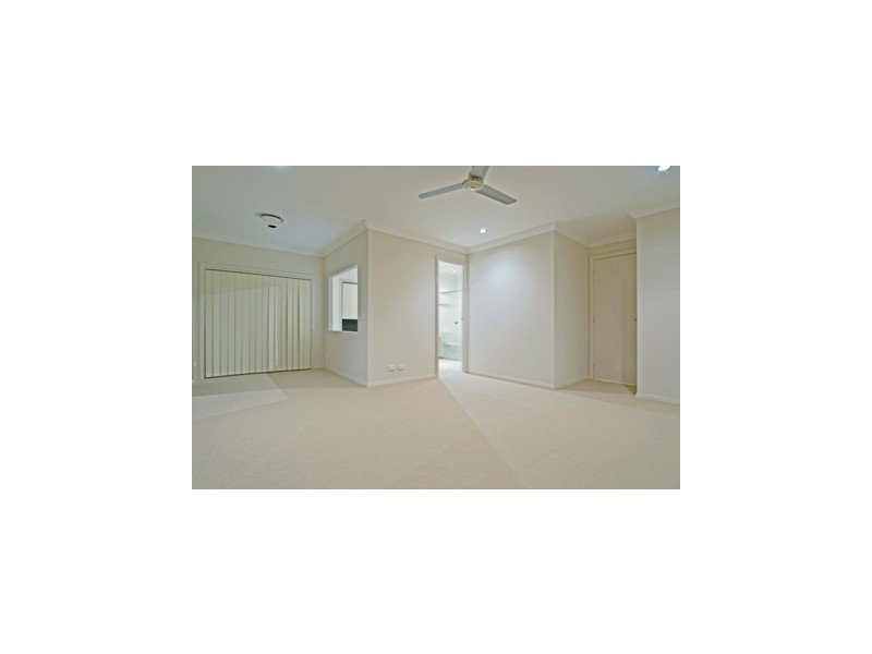 Hope Island QLD 4212