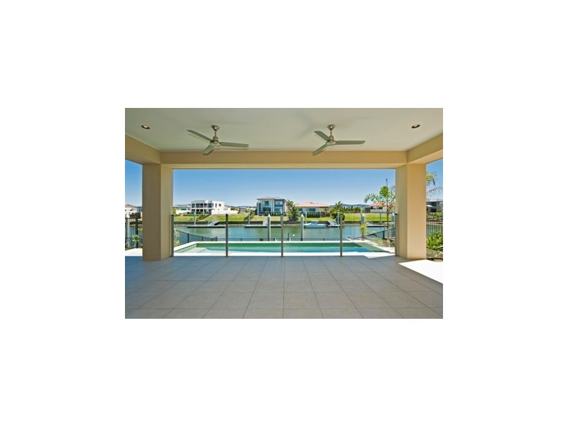 Hope Island QLD 4212