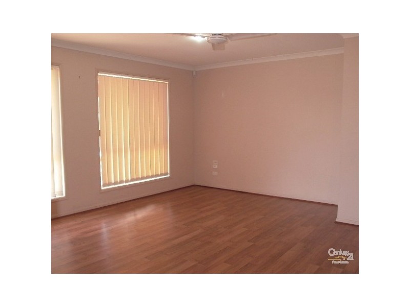 37 Saint Stephens Dr, Upper Coomera QLD 4209