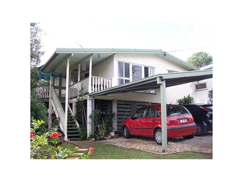 11 Brookside rd, Labrador QLD 4215