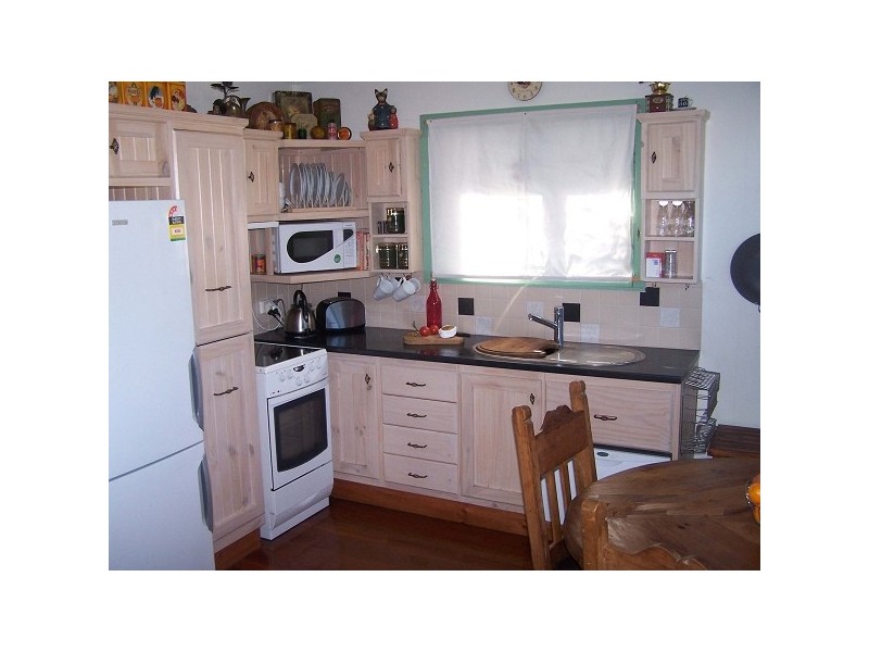 11 Brookside rd, Labrador QLD 4215