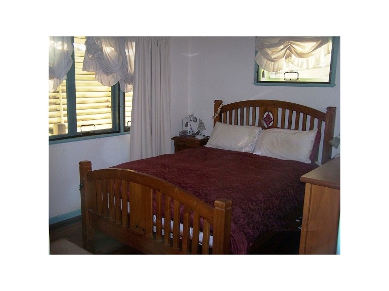 11 Brookside rd, Labrador QLD 4215