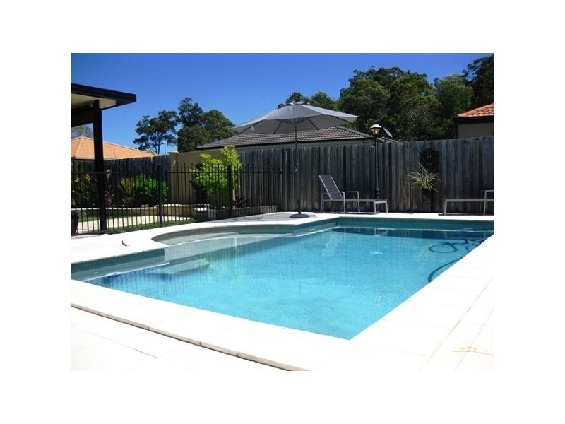 8 Andalusian Dr, Upper Coomera QLD 4209