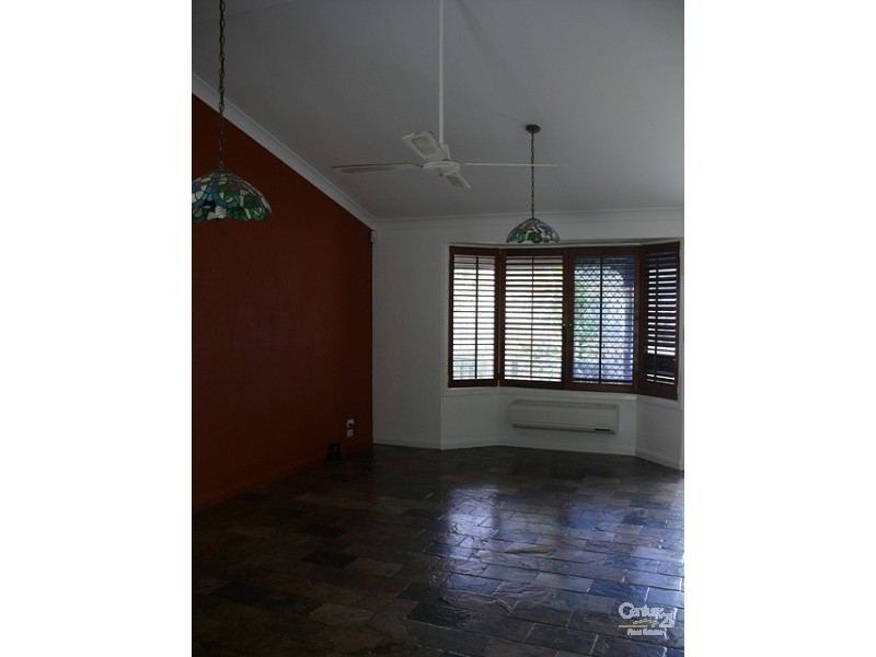 681 Ashmore Road, Molendinar QLD 4214