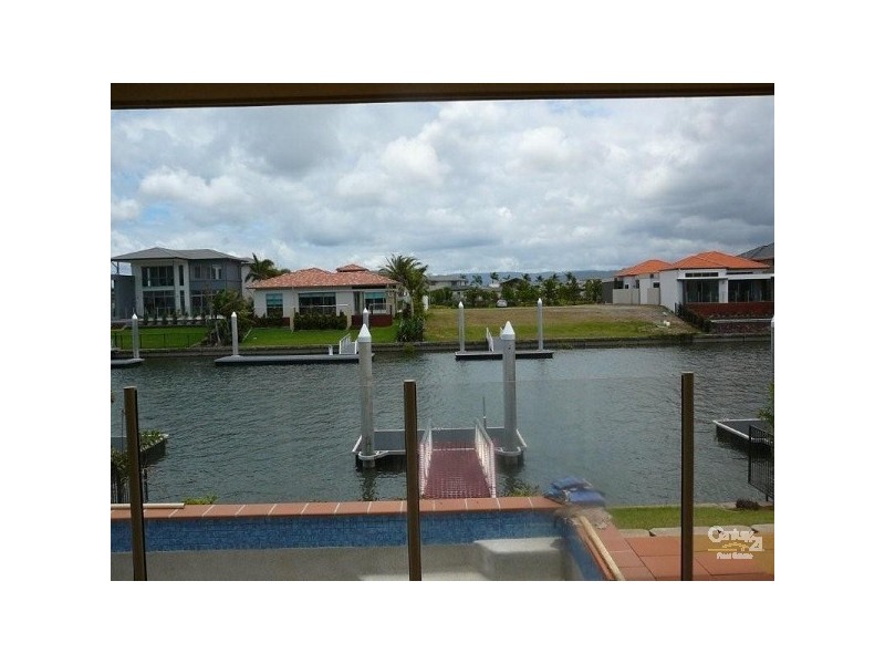 7407 Ellensbrook Drive, Hope Island QLD 4212