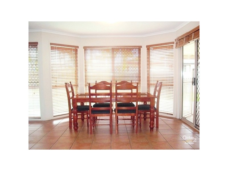 6 Blueash Crescent, Oxenford QLD 4210