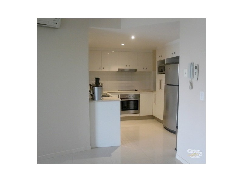 Unit 10/24 Parker Street, Labrador QLD 4215