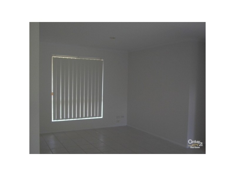 36 Winchester Drive, Nerang QLD 4211