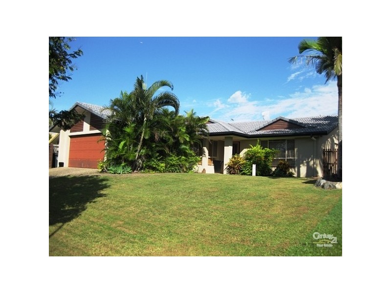 24 Oak Hill Cres, Parkwood QLD 4214