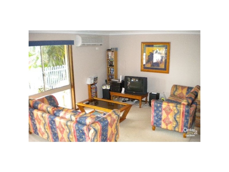 36 Ruth Terrace, Oxenford QLD 4210