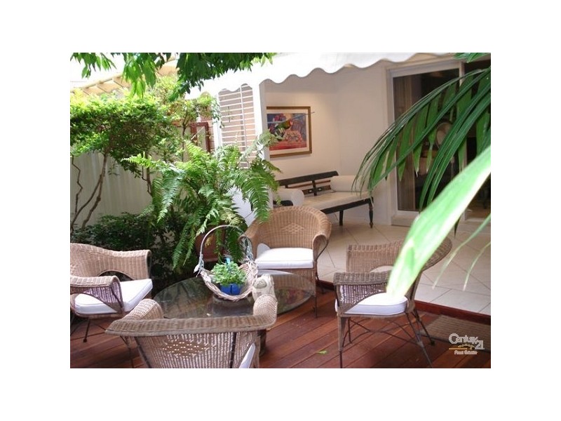 38A Middle Street, Labrador QLD 4215