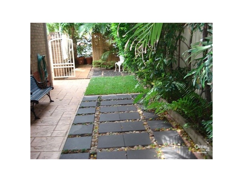 38A Middle Street, Labrador QLD 4215