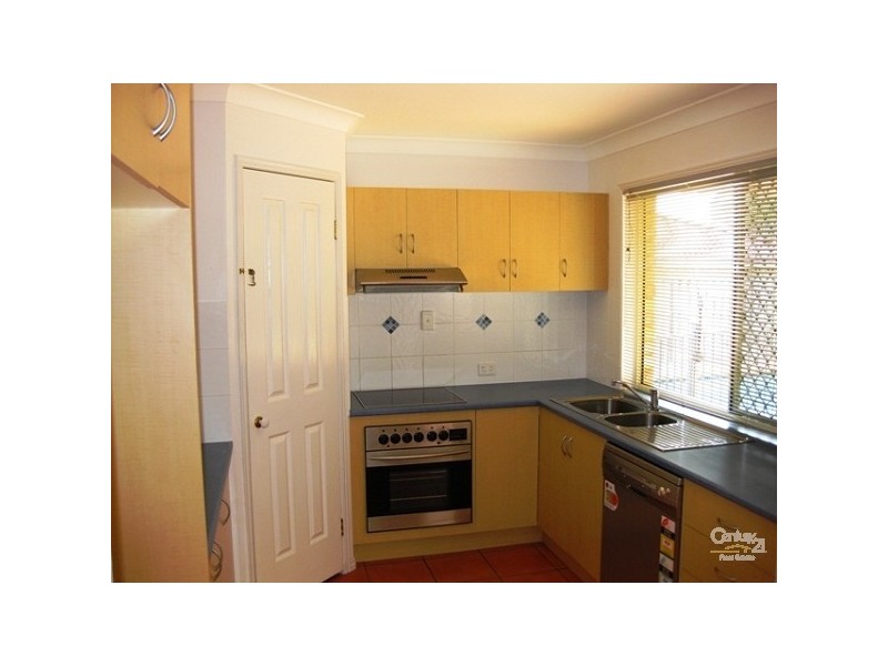 18 Catchlove St, Maudsland QLD 4210