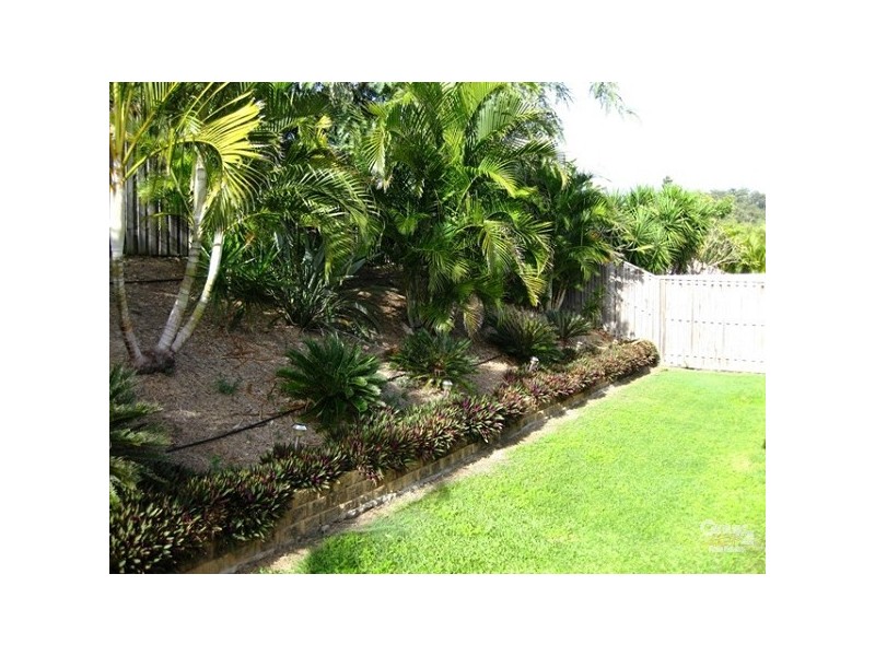 18 Catchlove St, Maudsland QLD 4210