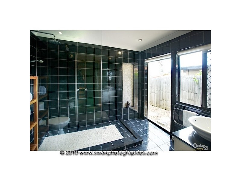 116 Columbus Drive, Hollywell QLD 4216