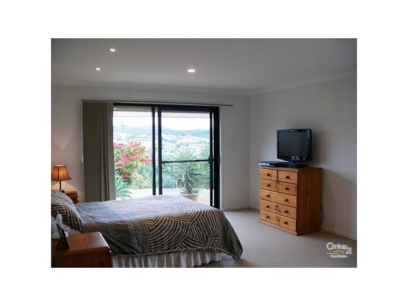 Pacific Pines QLD 4211