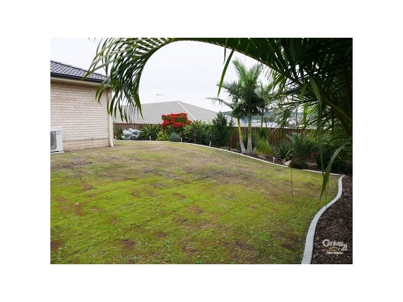 Pacific Pines QLD 4211