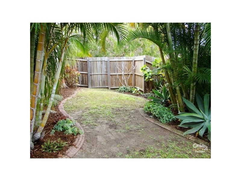 Labrador QLD 4215