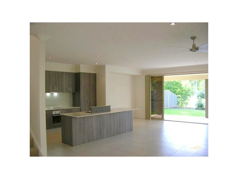 20 Chip In Pl, Helensvale QLD 4212