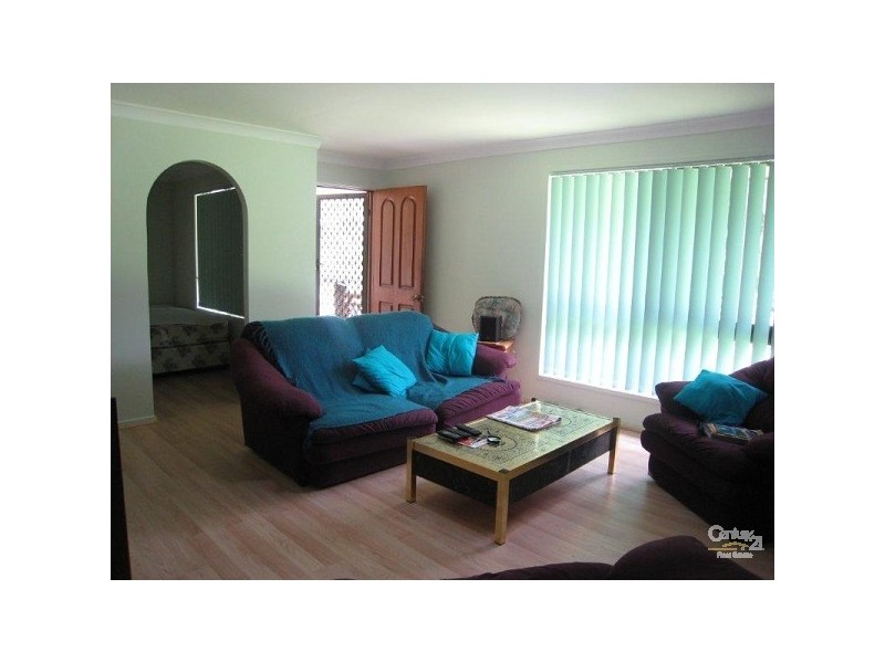 11 Lilac Way, Gaven QLD 4211