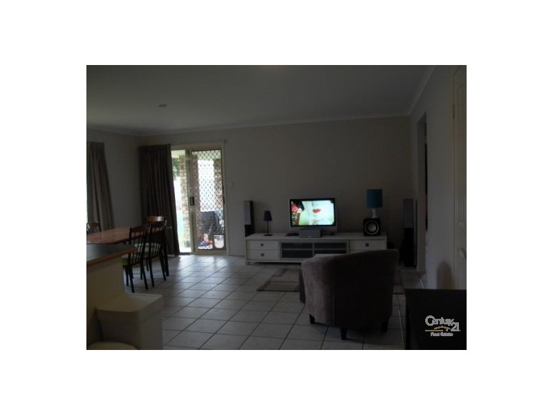 9 Graywillow Bvd, Oxenford QLD 4210