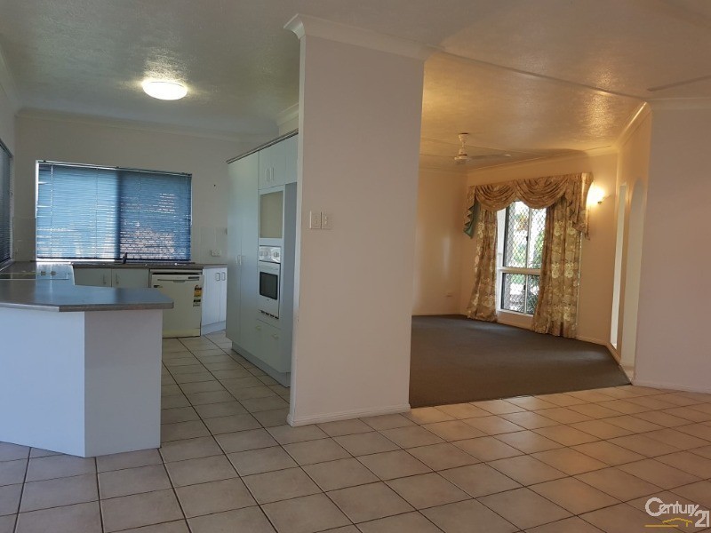 2 Bladon Crt, Kirwan QLD 4817