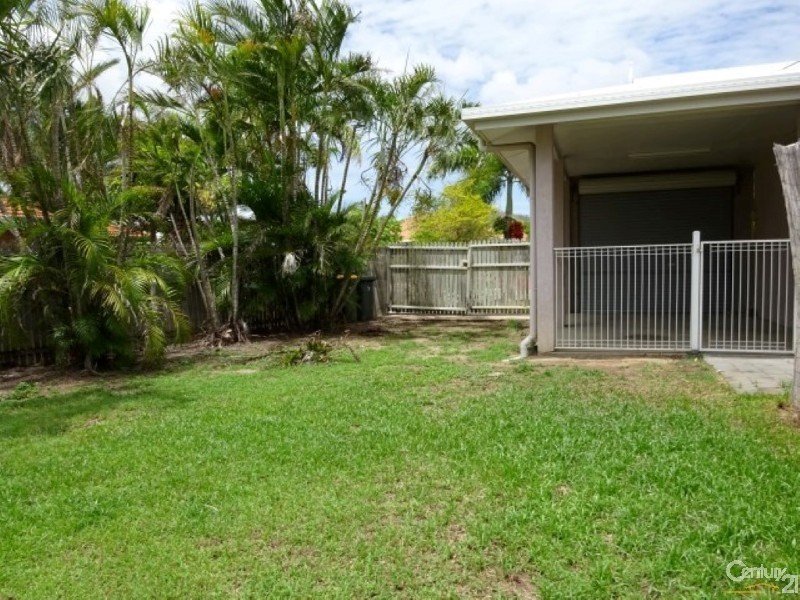 2 Bladon Crt, Kirwan QLD 4817
