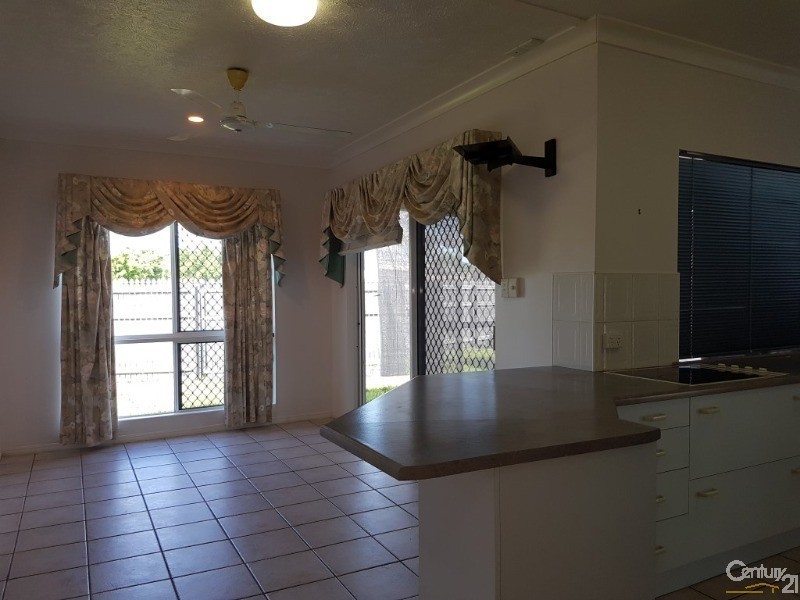 2 Bladon Crt, Kirwan QLD 4817