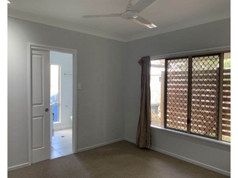 4/25 Salina Drive, Kelso QLD 4815