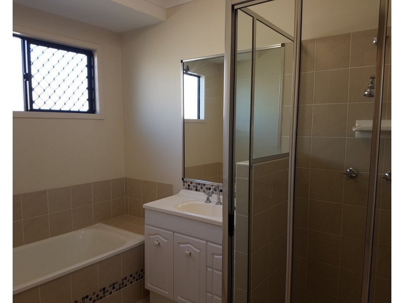 2 Alpine Court, Mount Louisa QLD 4814