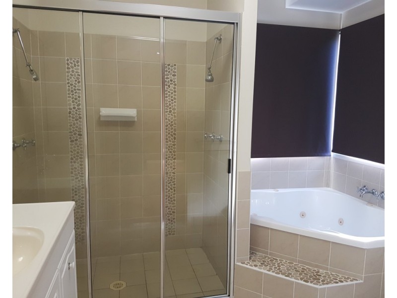 2 Alpine Court, Mount Louisa QLD 4814