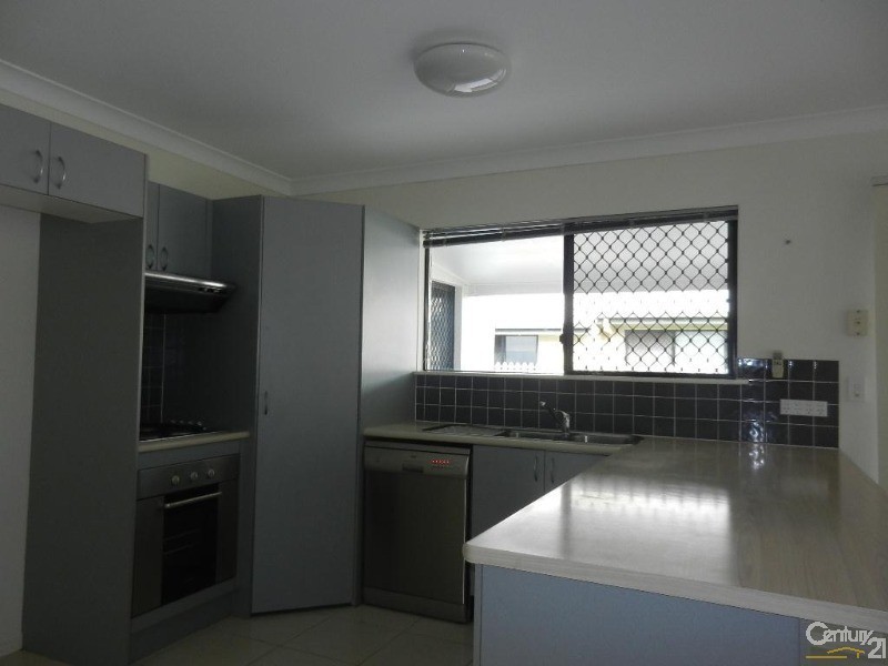 21 Malabar St, Condon QLD 4815