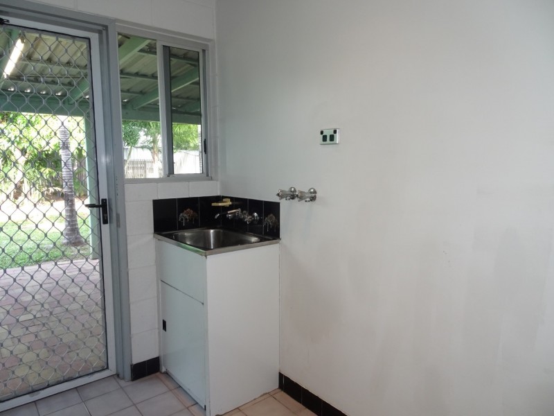 3 Tania Crt, Burdell QLD 4818