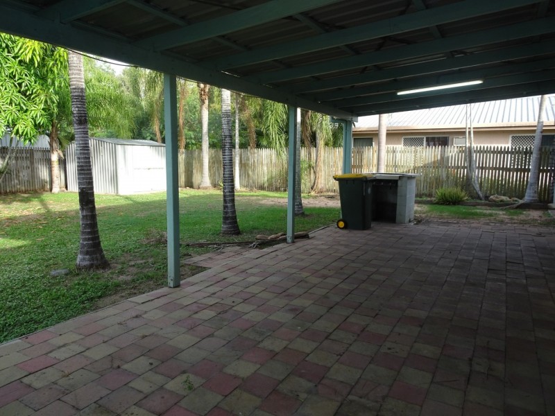 3 Tania Crt, Burdell QLD 4818