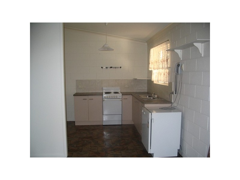 19 Gatwick Street, Burdell QLD 4818