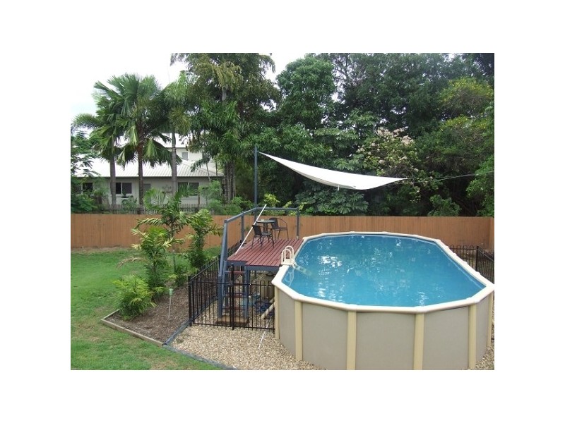 9 Hopkins Street, Currajong QLD 4812