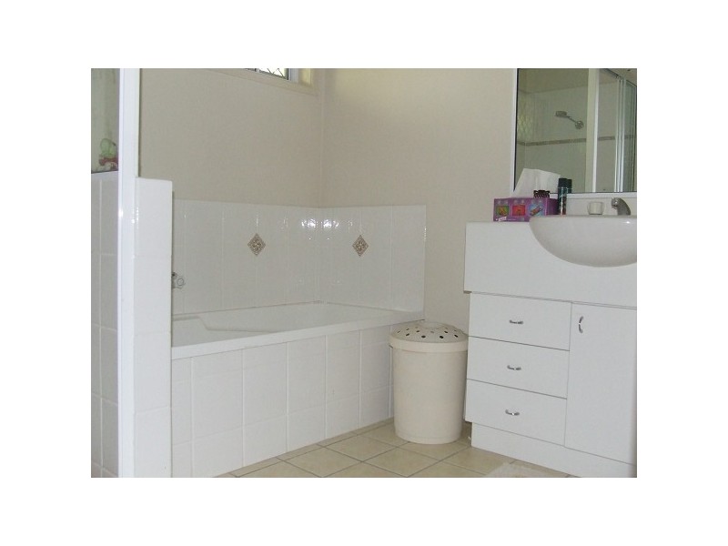 156 Greenwood Drive, Kirwan QLD 4817