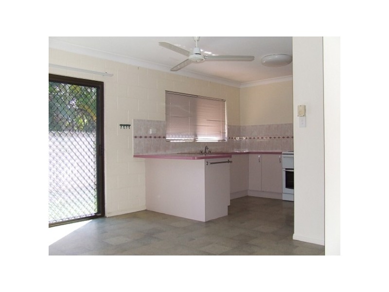 31 Lawrence Street, Kelso QLD 4815