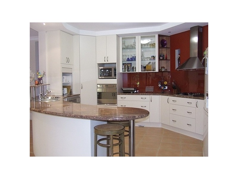 3 Lulu Court, Bushland Beach QLD 4818