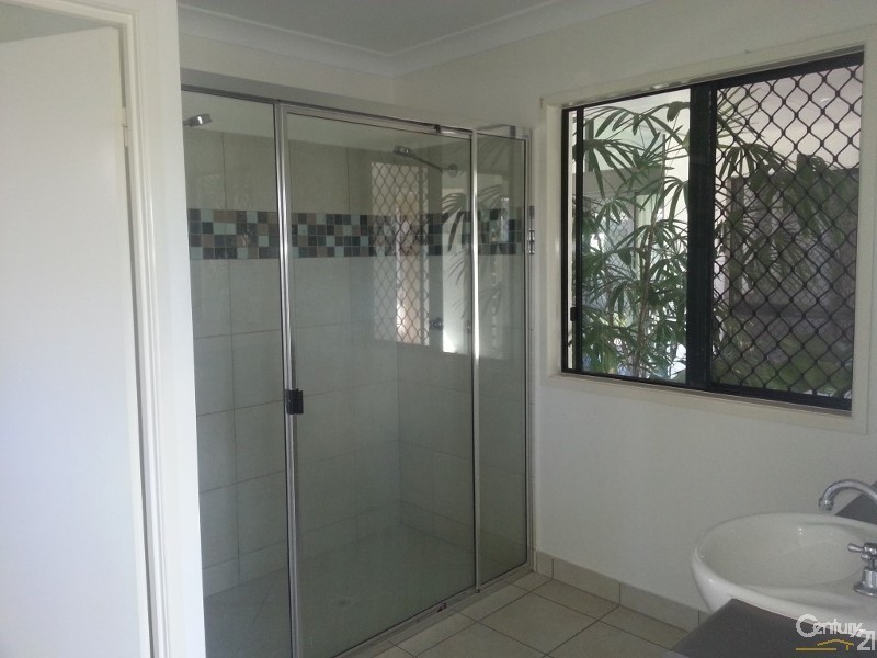 16 Chesterton Court, Kirwan QLD 4817