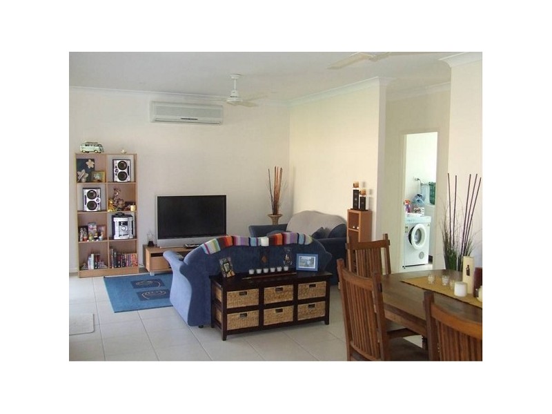 Bushland Beach QLD 4818