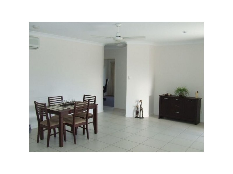 30 Daintree Drive, Bushland Beach QLD 4818