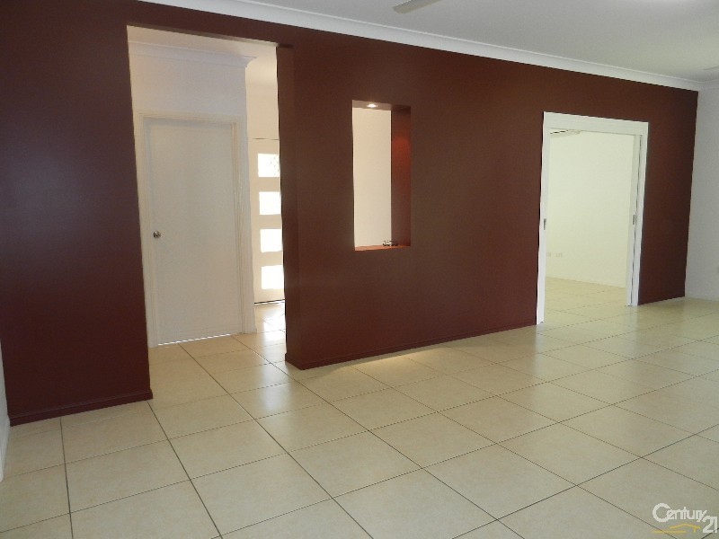 32 Keeper Court, Mount Louisa QLD 4814