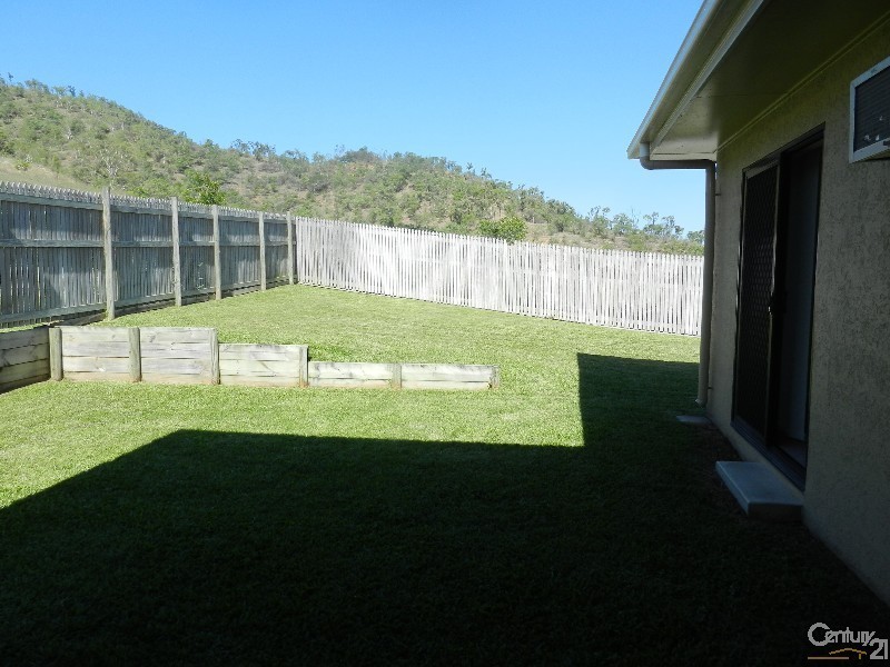 32 Keeper Court, Mount Louisa QLD 4814